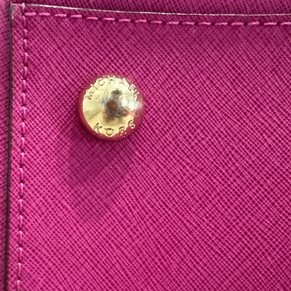 Michael Kors Fuschia Pink Purse - Picture 5 of 16